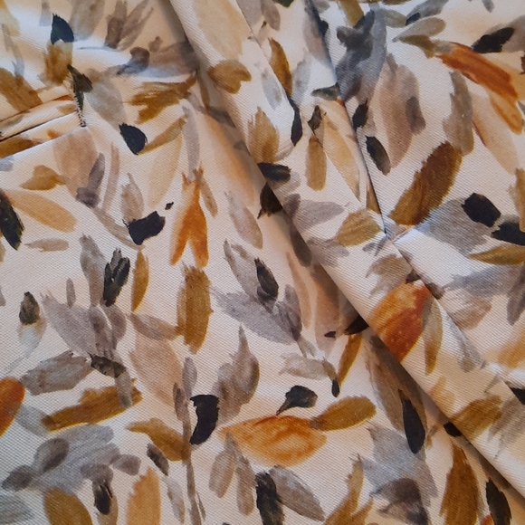 Zara Basic Collection patterned pants - Picture 6 of 6